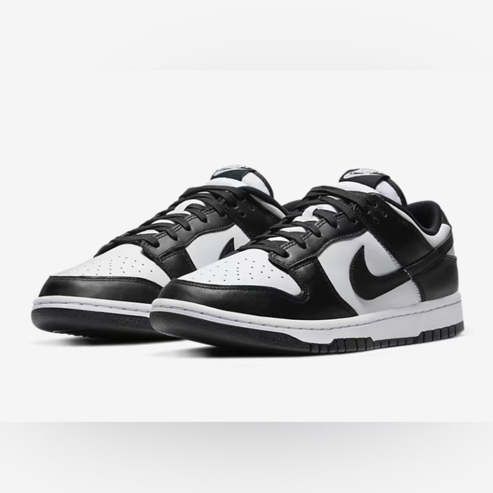 NWT Men’s Nike Dunk Low Retro Size 10 White/White/Black